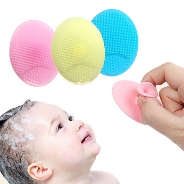 YeehoO Baby 3in1 Colors Mini Silicone Shampoo Brush