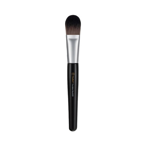 STUDIO 17 Foundation Brush 823
