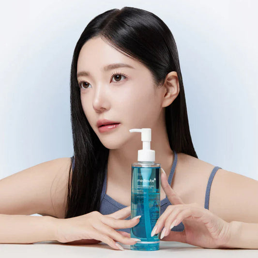 MEDICUBE Zero Pore Blackhead Deep Cleansing Oil 205ml