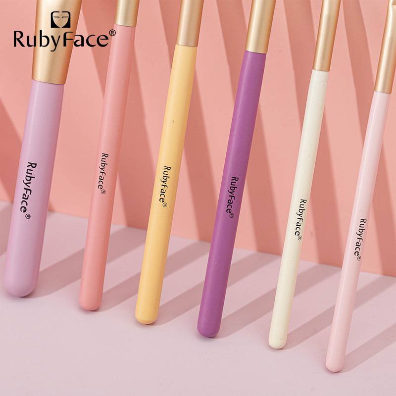 Rubyface Makeup Brushes BARBIE Set