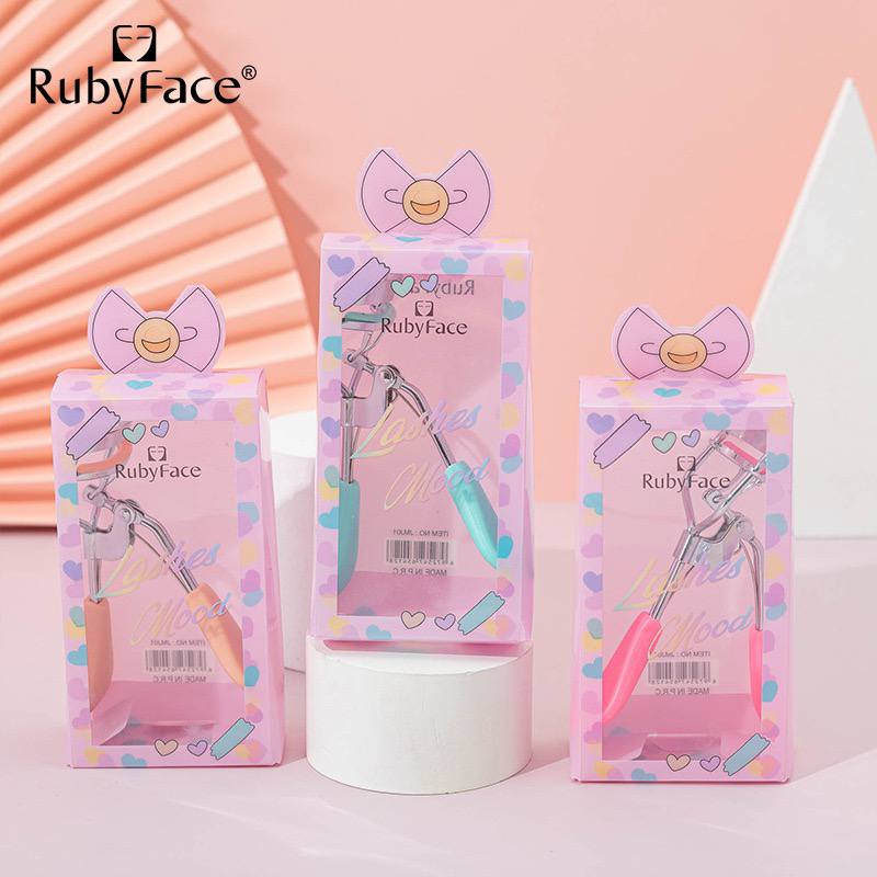 Rubyface Eyelash Curler