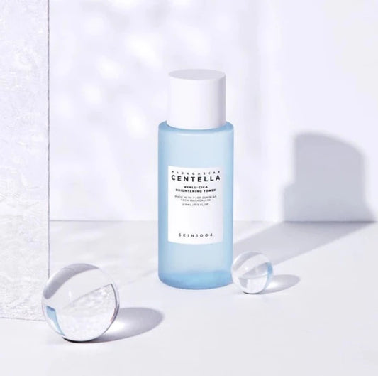 SKIN1004 Madagascar Centella Hyalu-Cica Brightening Toner (210ml)