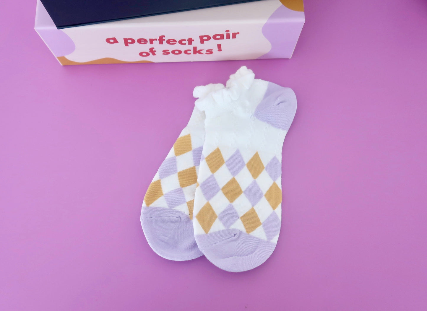 Purple Diamond Pattern Adult Socks