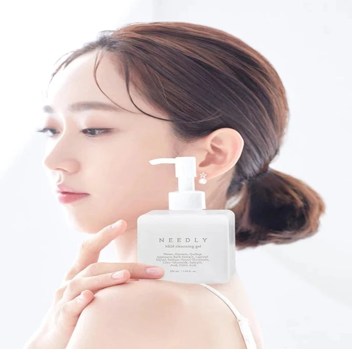 NEEDLY Mild Cleansing Gel (235ml)
