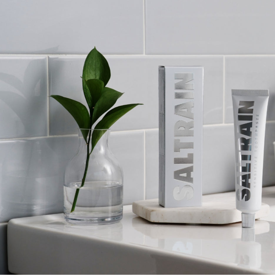 SALTRAIN Sensitive Toothpaste | Silver Clean Breath 100g