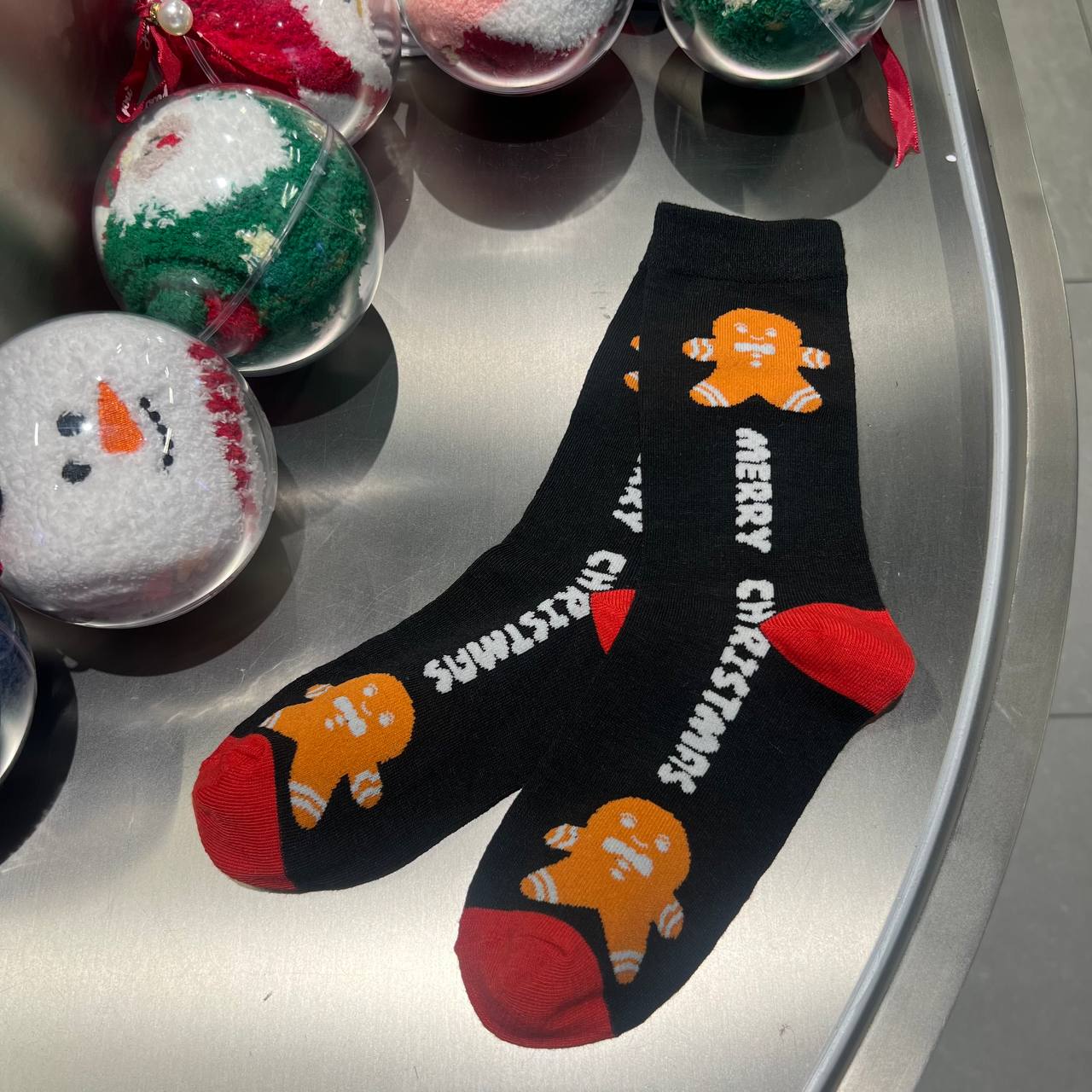 Gingerbread Merry Christmas Socks