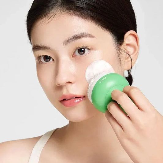 FULLY Pore Cleansing Brush