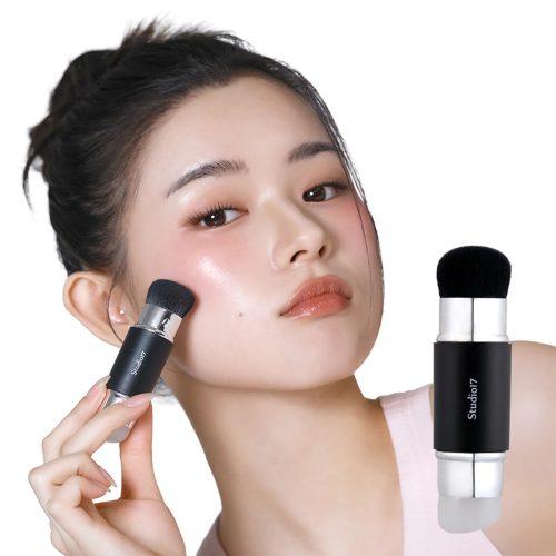 STUDIO 17 Dual Silicon Blush Brush