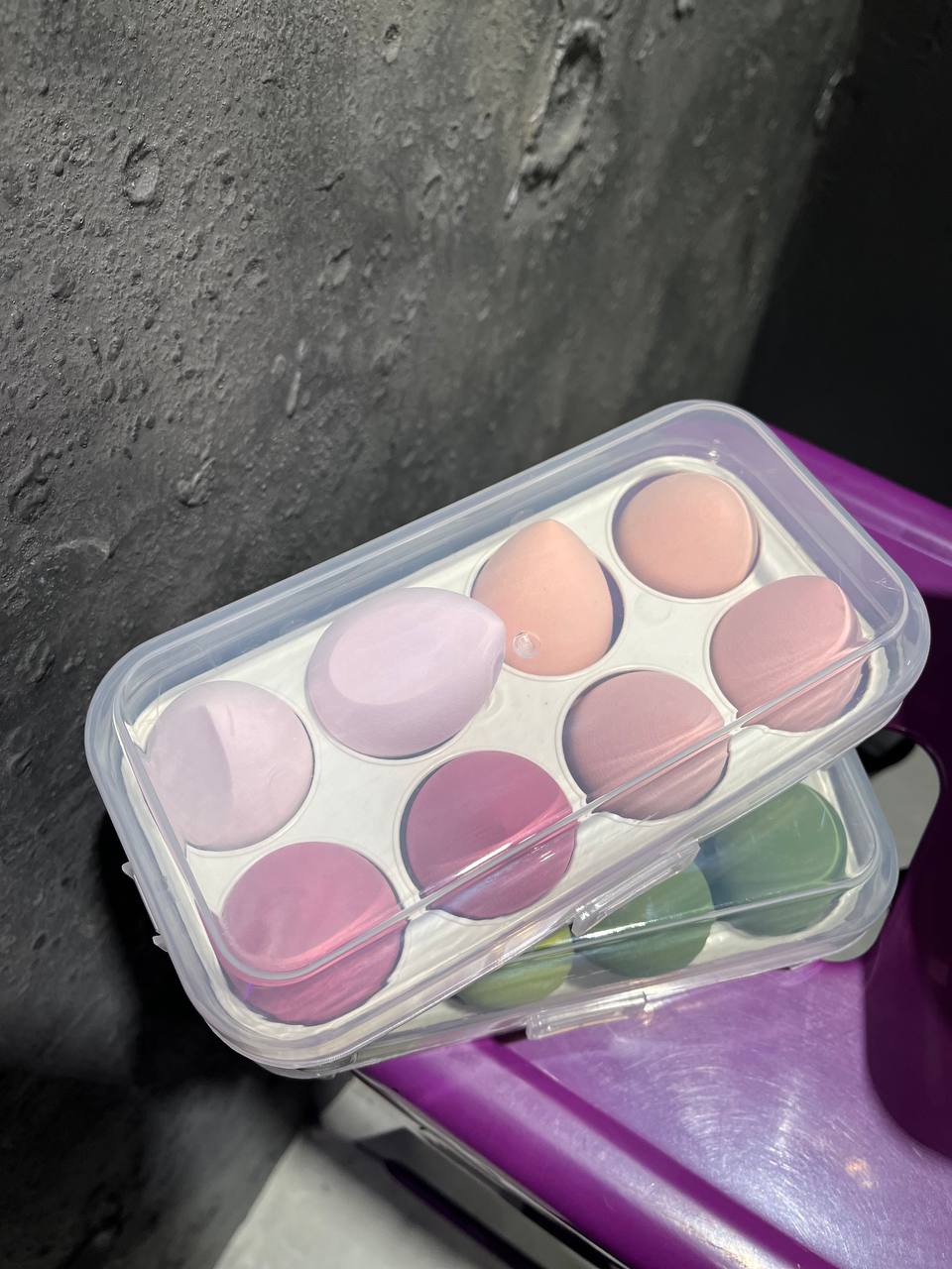 Makeup Sponge Set - 8 Pieces (4 Colors)