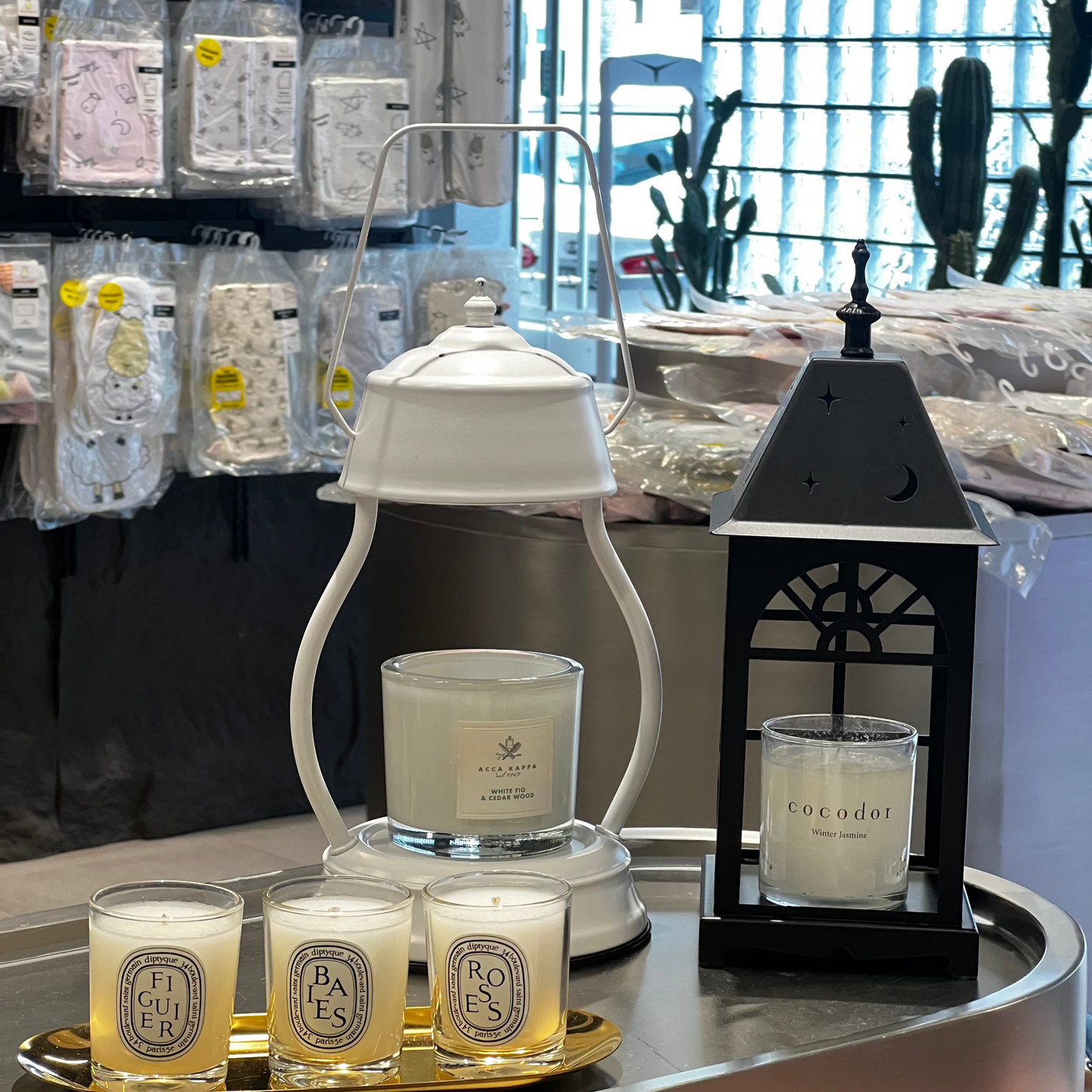 Classic White Lantern Candle Warmer