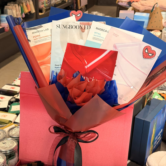 SPIDERMAN 𝗧𝗛𝗘𝗠𝗘 Sheet Mask Bouquet