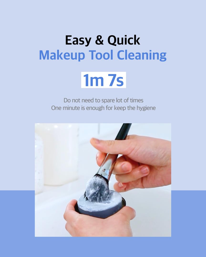 STUDIO 17 Brush & Puff Cleanser