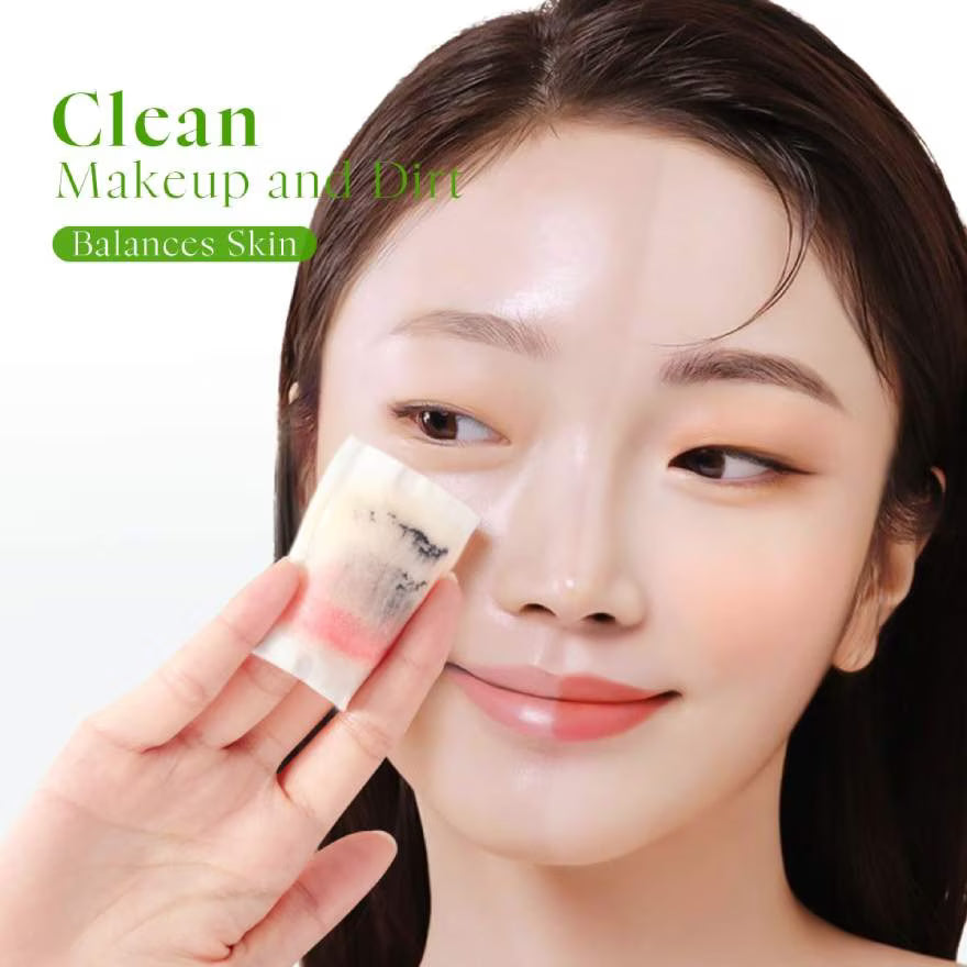 GLAD2GLOW Mugwort Salicylic Acid Acne Clear Micellar Water 300ml