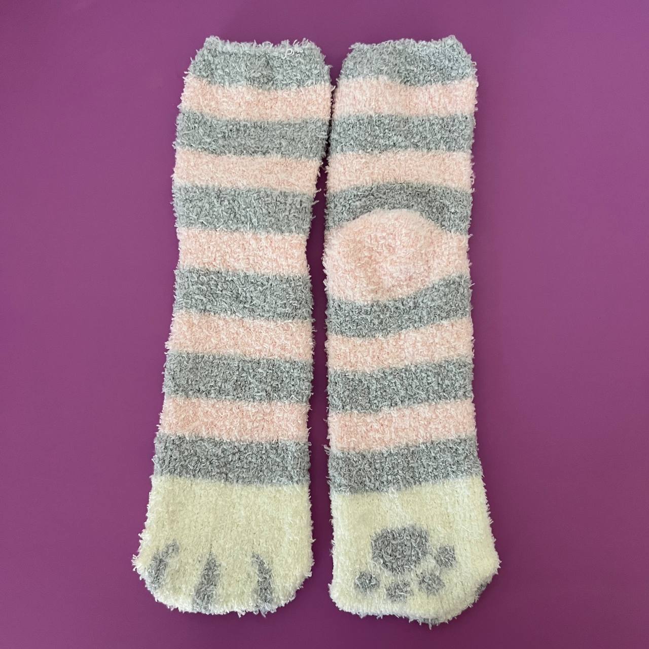 Fuzzy Cat Paw Fleece Socks