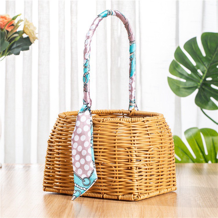 GIFT BOX - Single Rattan Basket