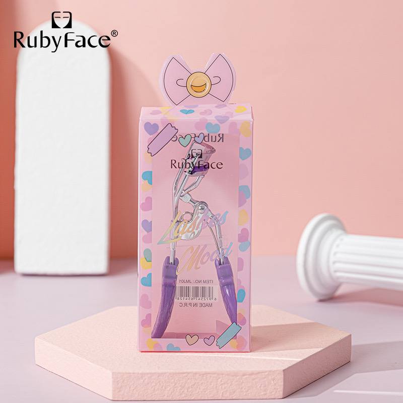 Rubyface Eyelash Curler