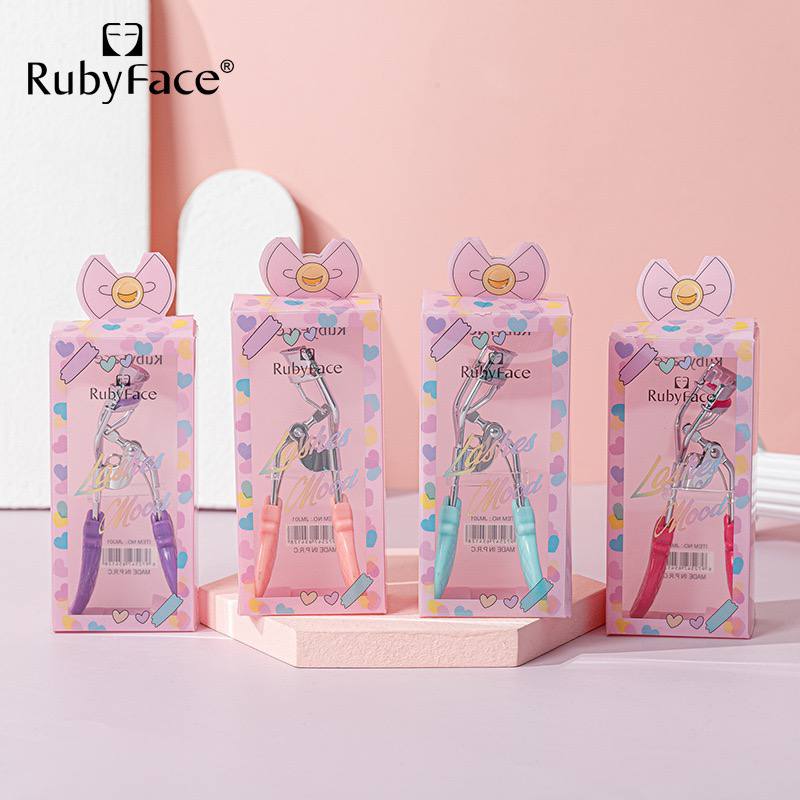 Rubyface Eyelash Curler