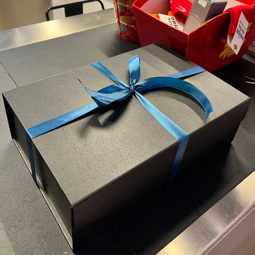 GIFT BOX - Foldable Large Rectangular Plain Box