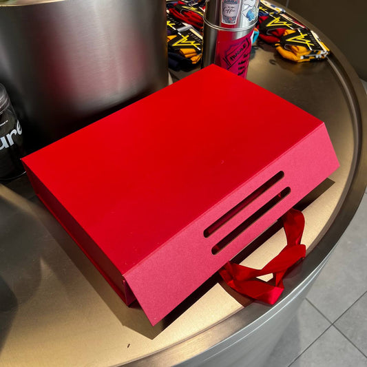 GIFT BOX - Foldable with Ribbon Large