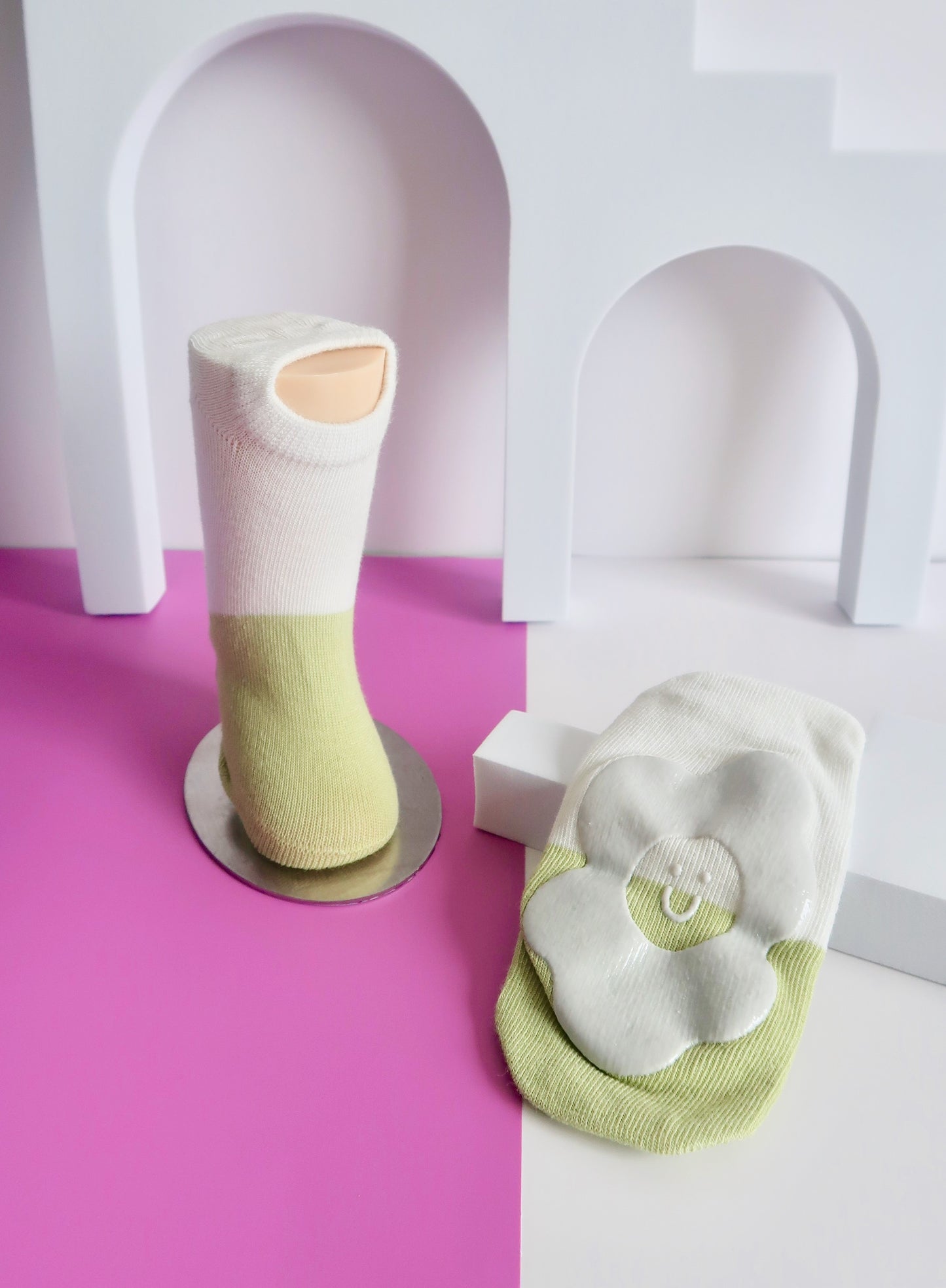 Smily Green Flower Non-Slip Babies Socks
