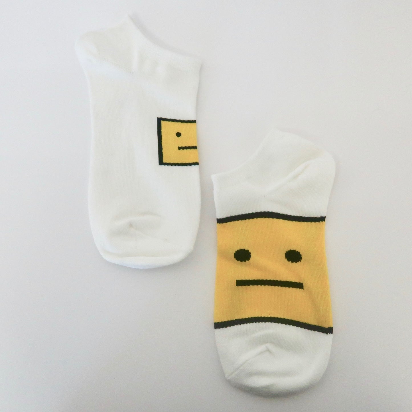 Neutral Face Short Adult Socks