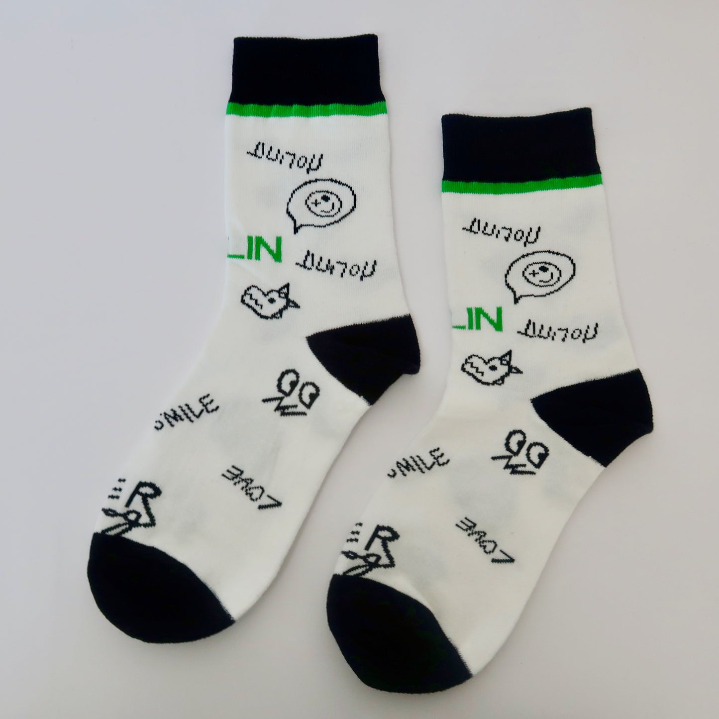 Smile Love Wording Adult Socks