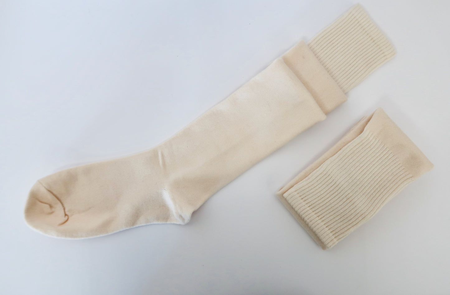 Basic Cream Long Adult Socks